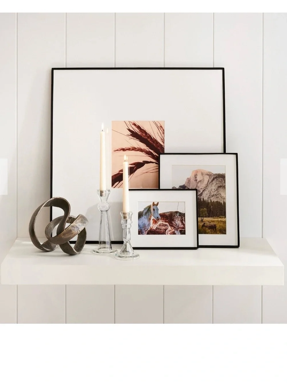 NWT Pottery Barn Brighton Floating Shelf in Classic White 18”